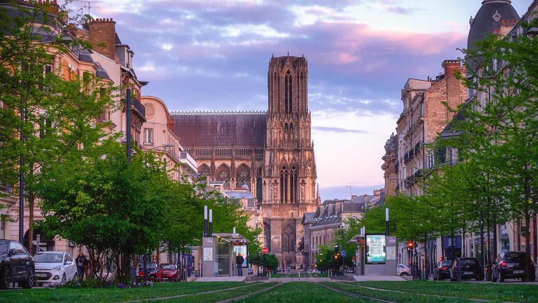 Cathédrale de Reims, acheter un chariot de courses à Reims